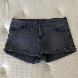 ✅Women Celebrity Pink Jeans Shorts Size 11/30